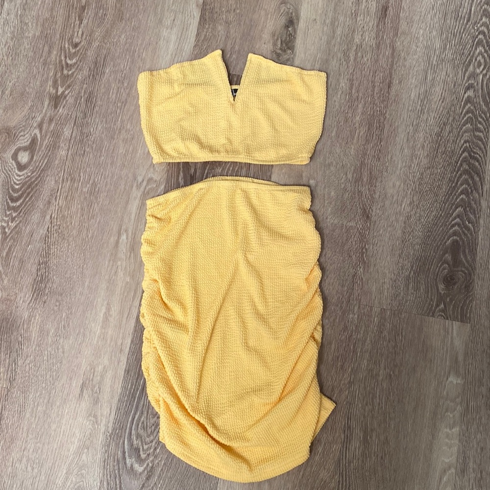 Summer Yellow Sexy Crop and Skirt Set M